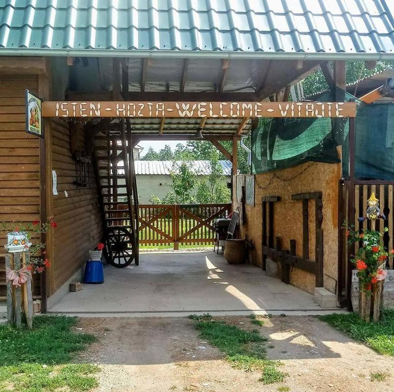 Vidiecky Dom Stara Basta Esterno foto